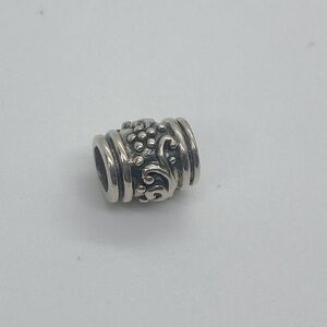 Persona 925 Sterling Silver Floral Flower Design Charm Bead